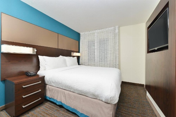 Residence Inn by Marriott Des Moines Downtown image 11