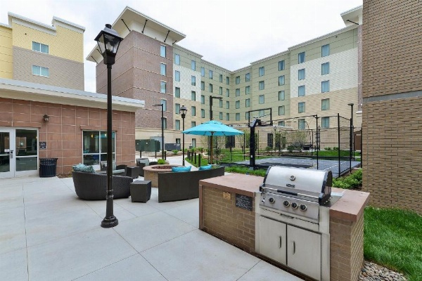 Residence Inn by Marriott Des Moines Downtown image 15