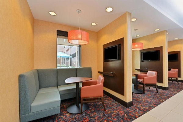 Residence Inn by Marriott Des Moines Downtown image 17